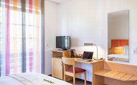 Acora Duesseldorf Living The City